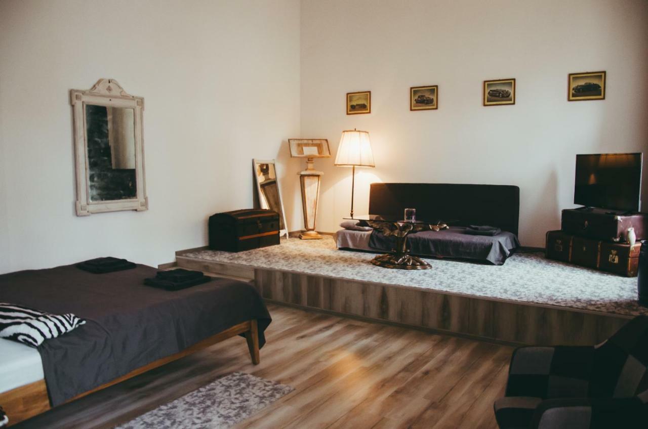 Mansion Josephina Apartment Cluj Napoca Bagian luar foto