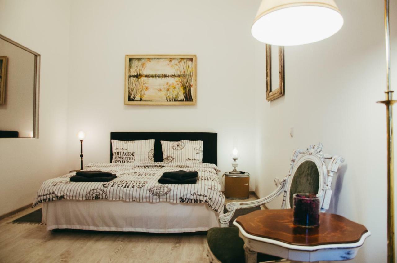 Mansion Josephina Apartment Cluj Napoca Bagian luar foto